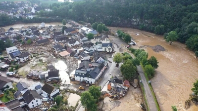 ClimateChange : The flooding of the river Ahr due to torrential rain at the village of Schuld; July 15, 2021 (Photo: DPA) 